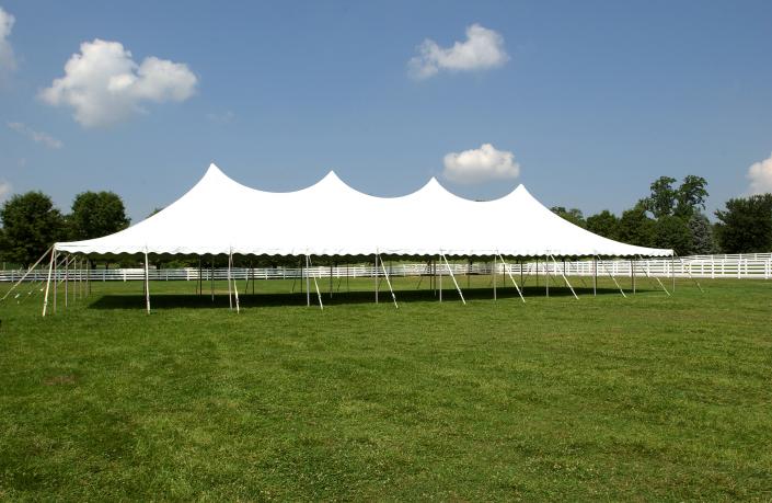 40x100 Seating (Based on 8 Ft Tables) 288-464 $1,200.00