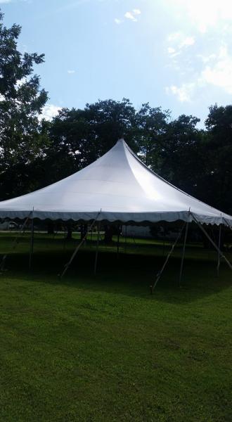 40x40 Seating (Based on 8 Ft Tables) 160-192 $480.00
